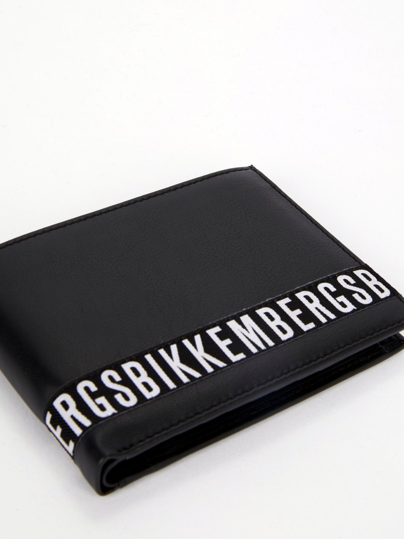 Черный кожаный кошелек с логотипом Brix 301 (Бумажник 8 C/C в вертикальном формате с отделением под мелочь)