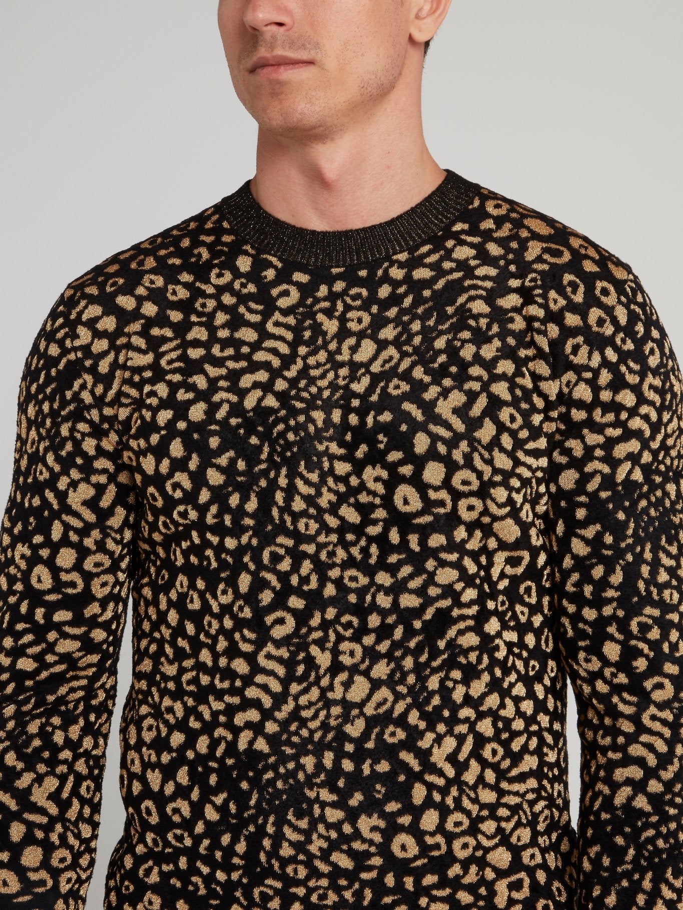 Блестящий трикотажный джемпер