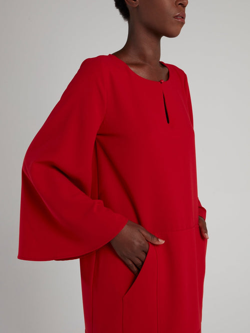 Красное платье-мини с рукавами бабочка и вырезом 