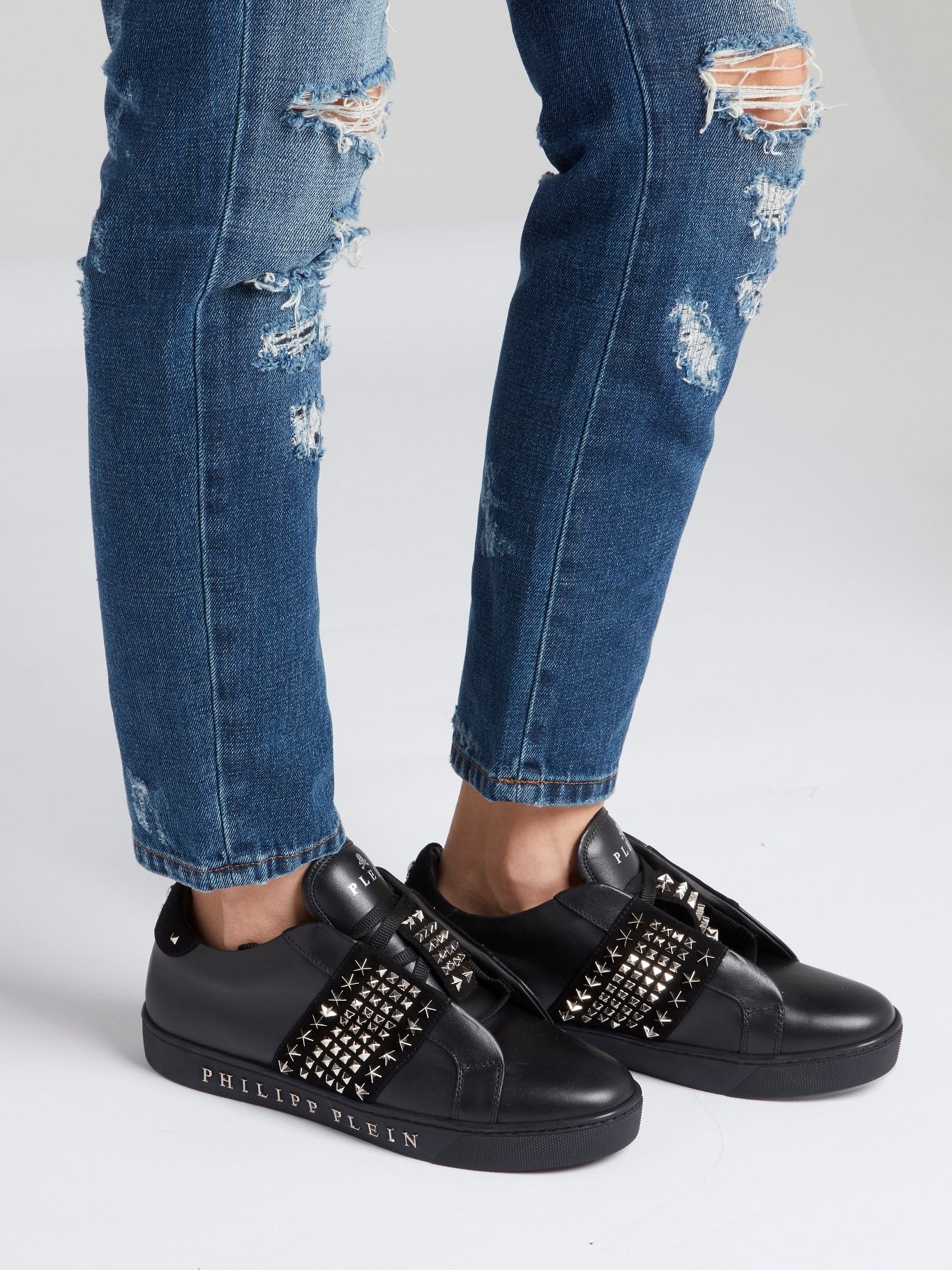 Bryant Black Multi-Stud Low Top Sneakers